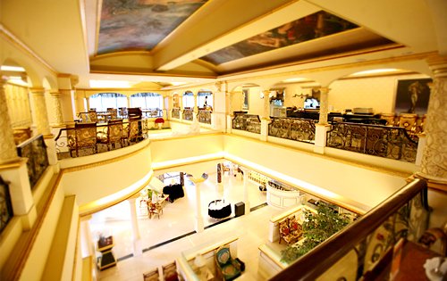 玫瑰夫人餐廳-旗艦店 玫瑰夫人餐廳-旗艦店